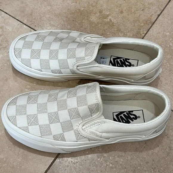 NWT Vans Classic Slip On - Picture 3 of 11